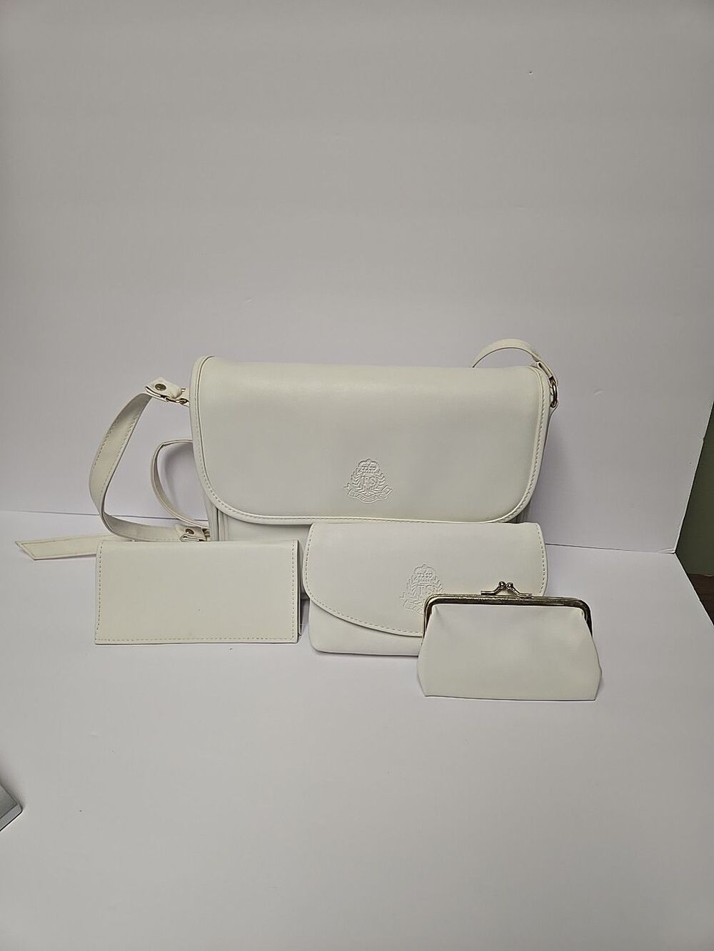 Tan Sac Vtg Medium & Clutch & Coin Purse White Leather W/ Keychain & Checkbook